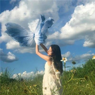 两个人一双手
